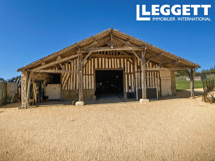 Image No.6-6 Bed House for sale