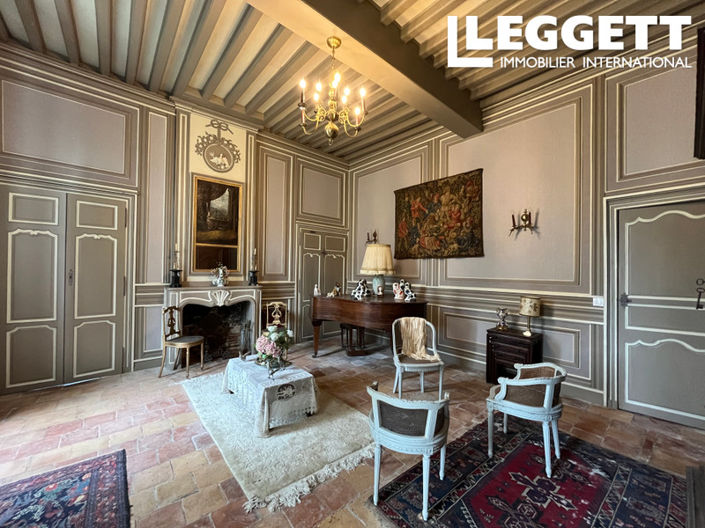 Image No.8-6 Bed Chateaux for sale