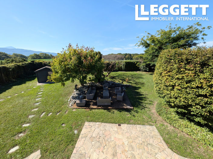 Image No.2-4 Bed House for sale