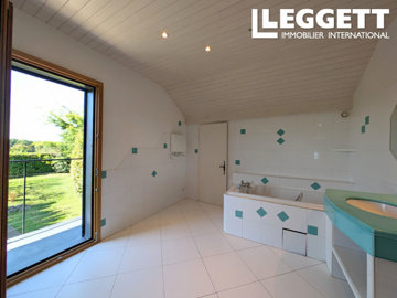 ahr0chm6ly9jzg4uagvzdglhlmltbw8vaw1hz2uvvevom