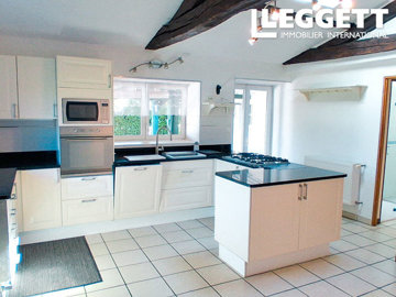 ahr0chm6ly9jzg4uagvzdglhlmltbw8vaw1hz2uvvevom