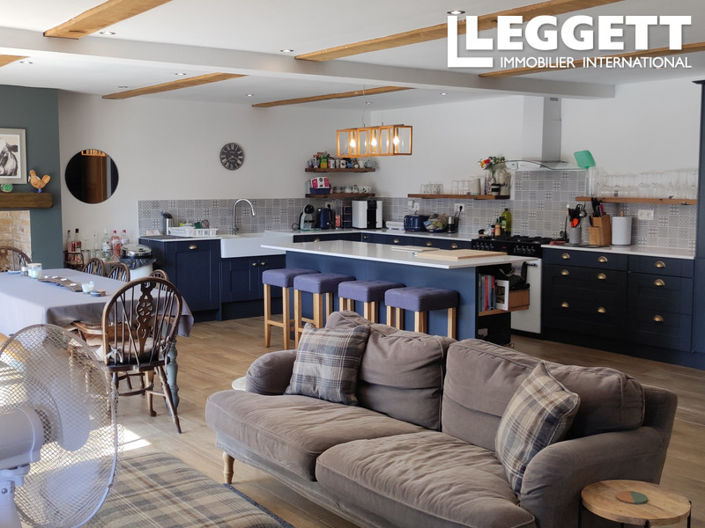 Image No.9-17 Bed House for sale