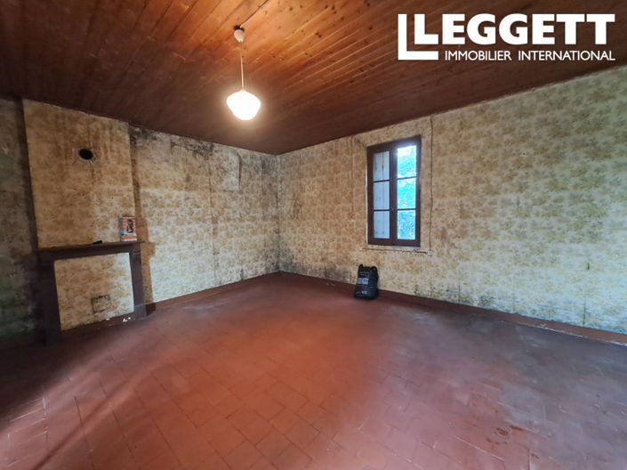 Image No.4-2 Bed House for sale