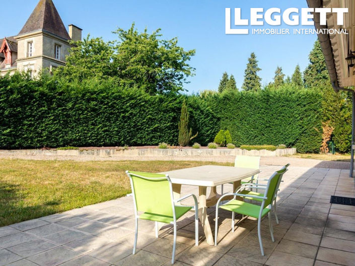 Image No.9-6 Bed House for sale