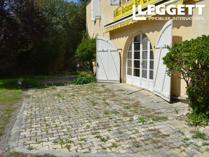 Image No.10-11 Bed Commercial for sale