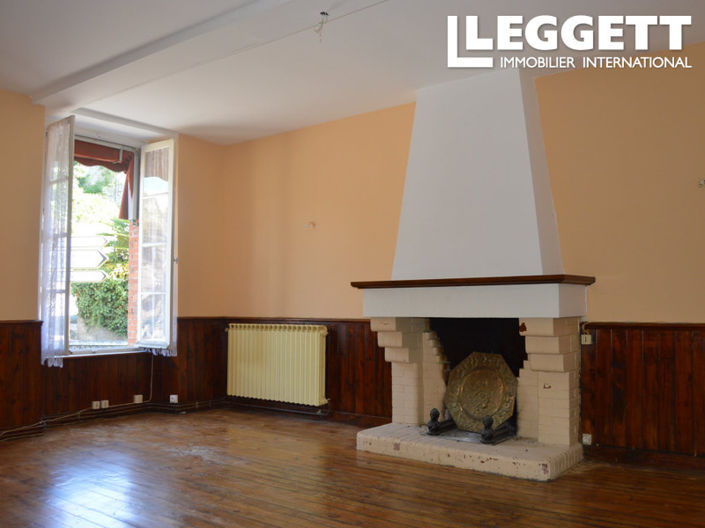 Image No.4-11 Bed Commercial for sale