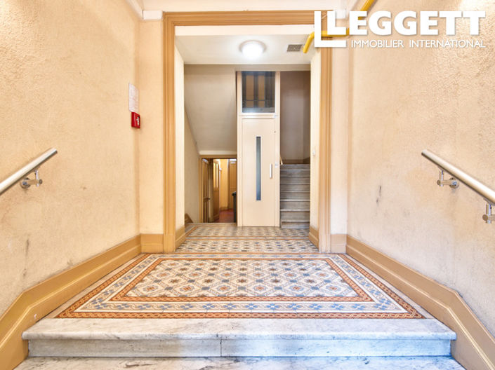 Image No.10-2 Bed Apartment for sale