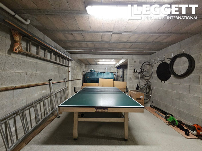 Image No.10-5 Bed House for sale