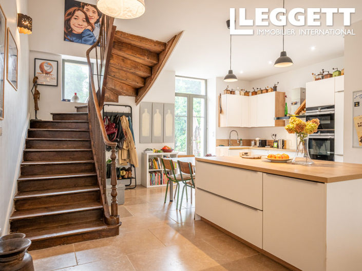 Image No.4-5 Bed House for sale