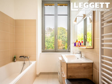 ahr0chm6ly9jzg4uagvzdglhlmltbw8vaw1hz2uvvevom