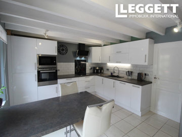 ahr0chm6ly9jzg4uagvzdglhlmltbw8vaw1hz2uvvevom