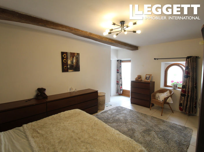 Image No.7-4 Bed House for sale