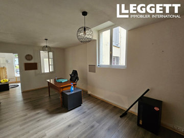 ahr0chm6ly9jzg4uagvzdglhlmltbw8vaw1hz2uvvevom