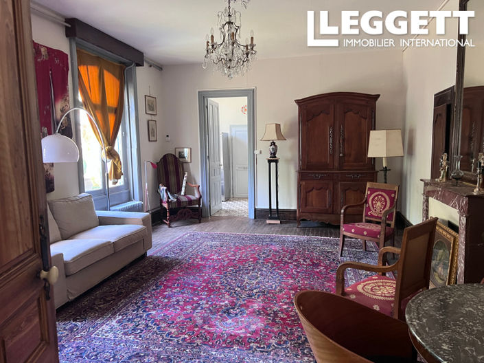 Image No.7-6 Bed House for sale