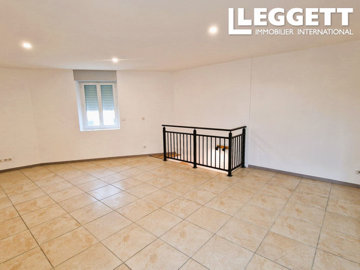 ahr0chm6ly9jzg4uagvzdglhlmltbw8vaw1hz2uvvevom