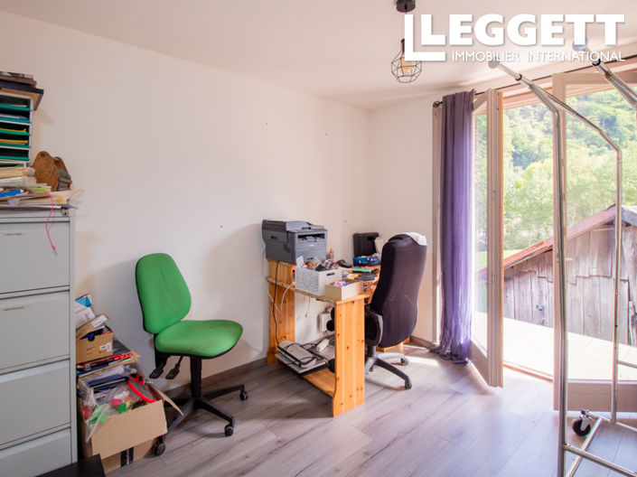 Image No.8-House for sale