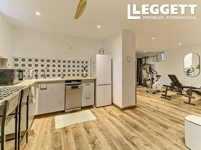 Image No.5-4 Bed House for sale