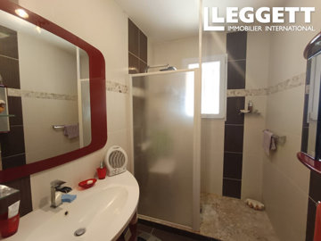 ahr0chm6ly9jzg4uagvzdglhlmltbw8vaw1hz2uvvevom