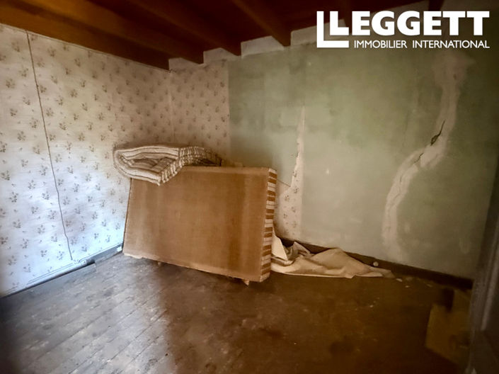 Image No.8-4 Bed House for sale