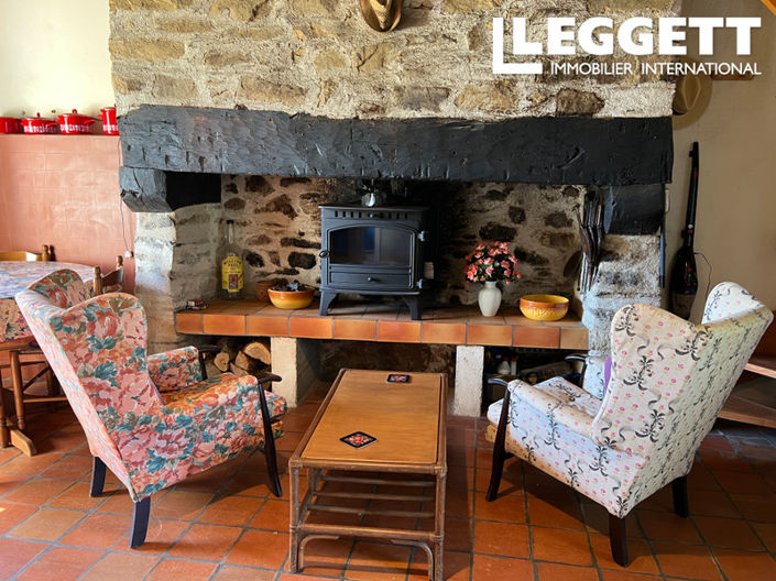 Image No.8-3 Bed House for sale