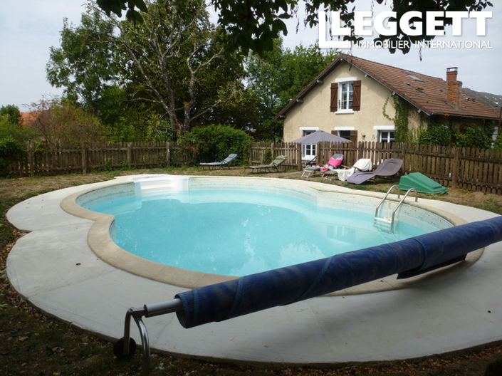 Image No.2-4 Bed House for sale