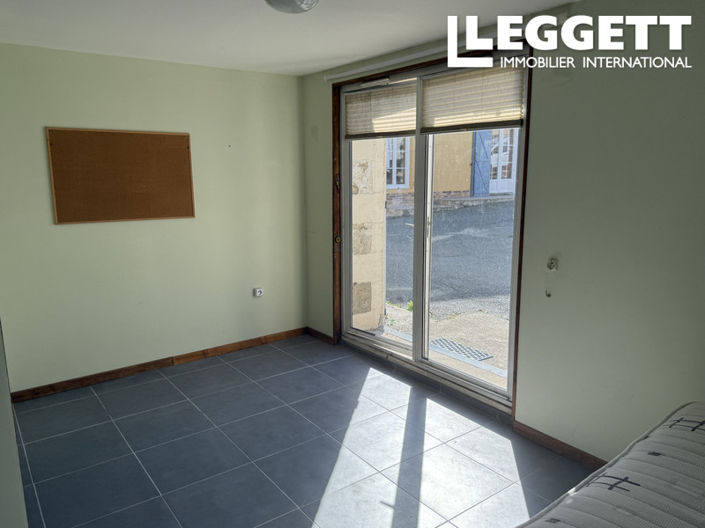 Image No.7-3 Bed House for sale