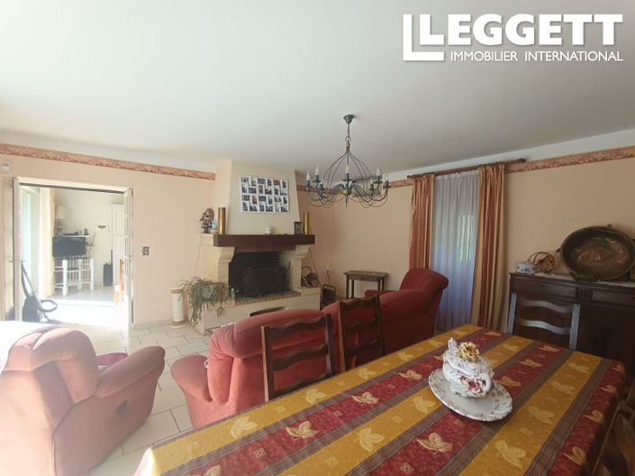 Image No.4-4 Bed House for sale