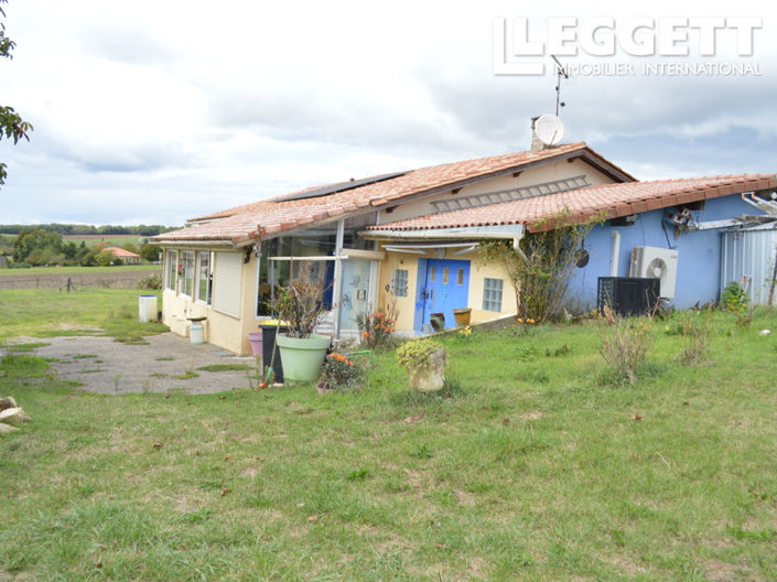 Image No.2-5 Bed House for sale