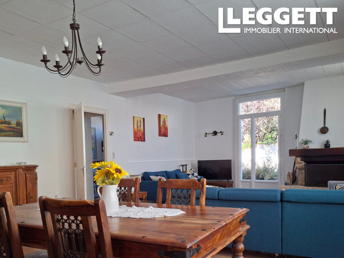 Image No.6-3 Bed House for sale