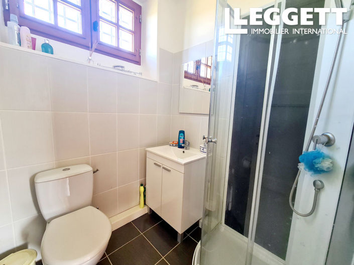 Image No.9-5 Bed House for sale