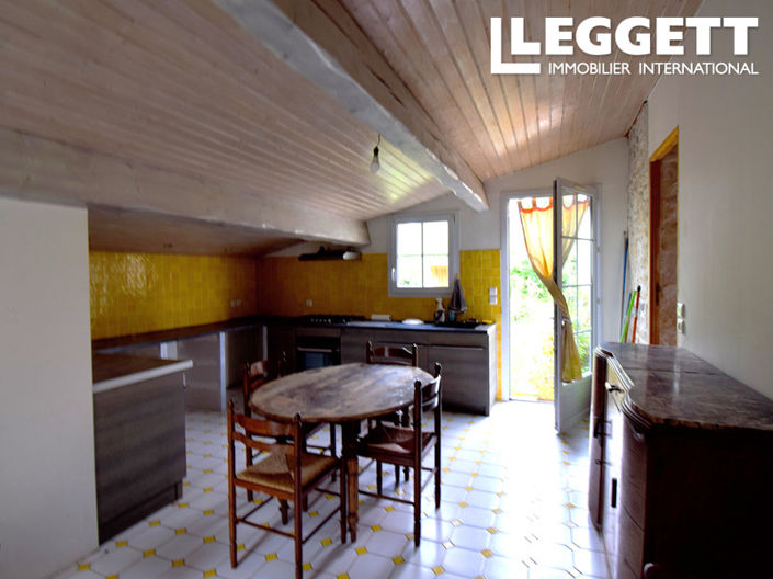 Image No.4-6 Bed House for sale