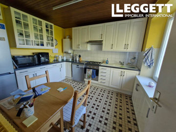 ahr0chm6ly9jzg4uagvzdglhlmltbw8vaw1hz2uvvevom