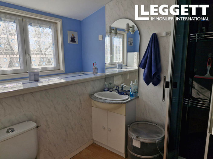 Image No.9-3 Bed House for sale