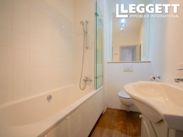 ahr0chm6ly9jzg4uagvzdglhlmltbw8vaw1hz2uvvevom