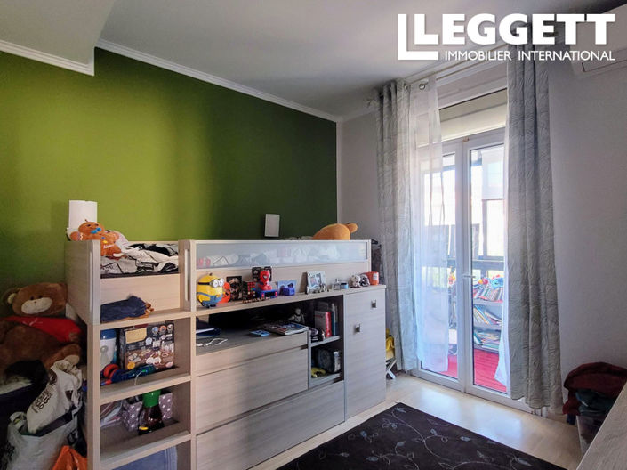 Image No.5-4 Bed House for sale