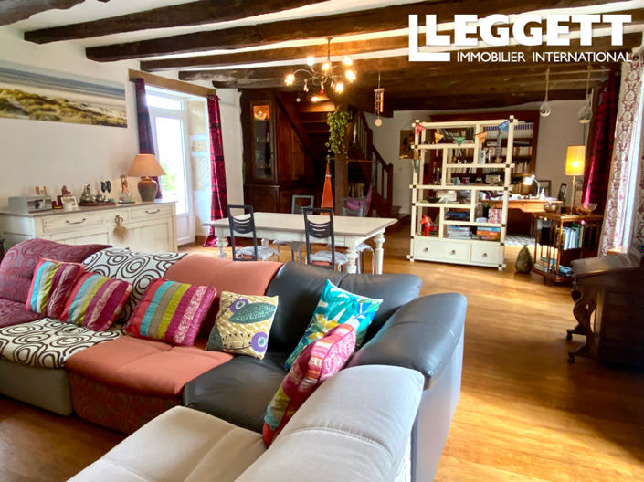 Image No.6-4 Bed House for sale