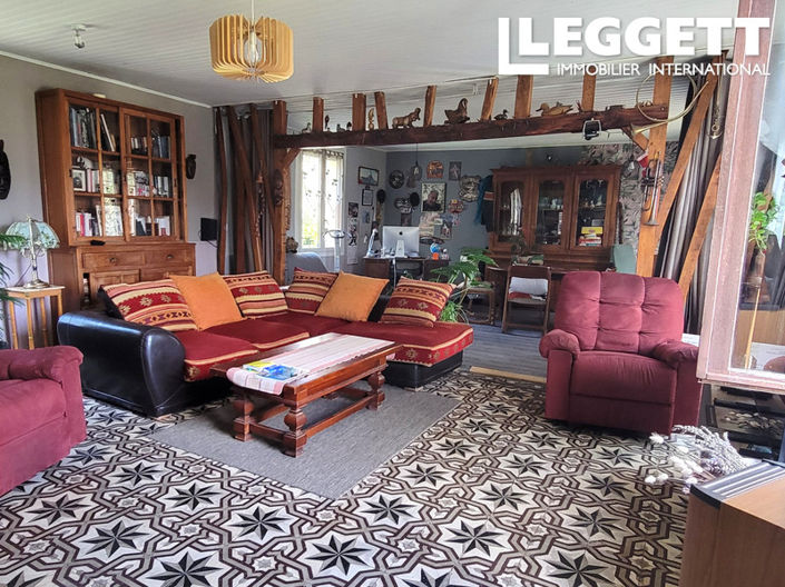 Image No.8-3 Bed House for sale