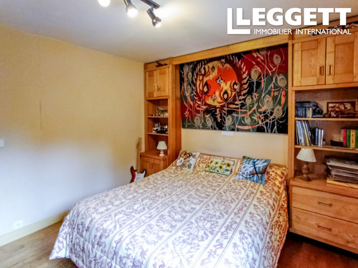 Image No.7-4 Bed House for sale