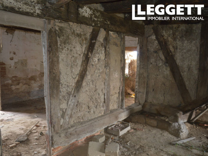 Image No.5-2 Bed House for sale