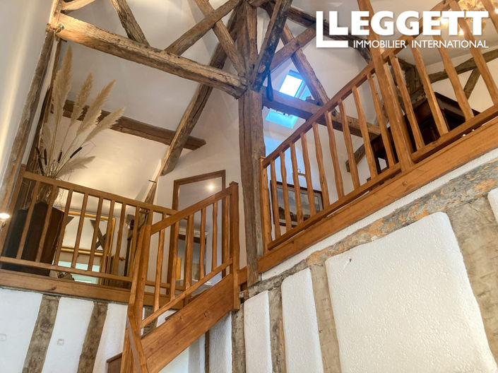 Image No.5-2 Bed House for sale