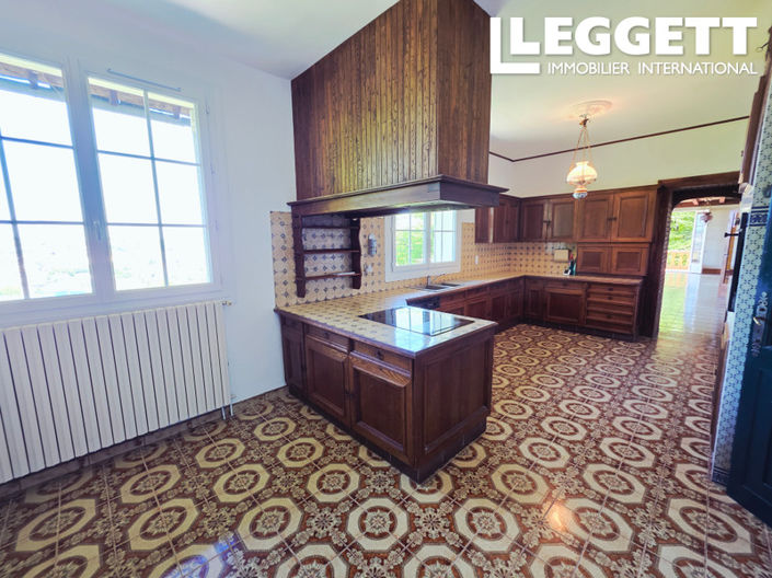 Image No.7-4 Bed House for sale