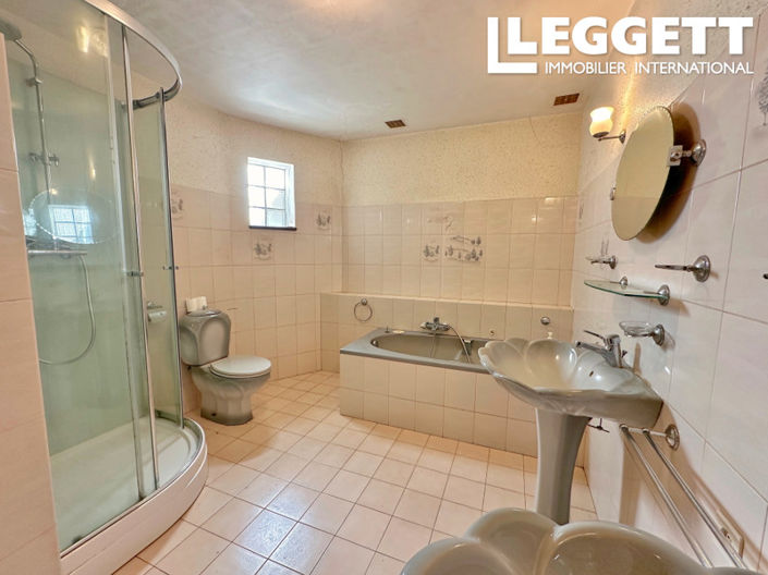 Image No.7-3 Bed House for sale