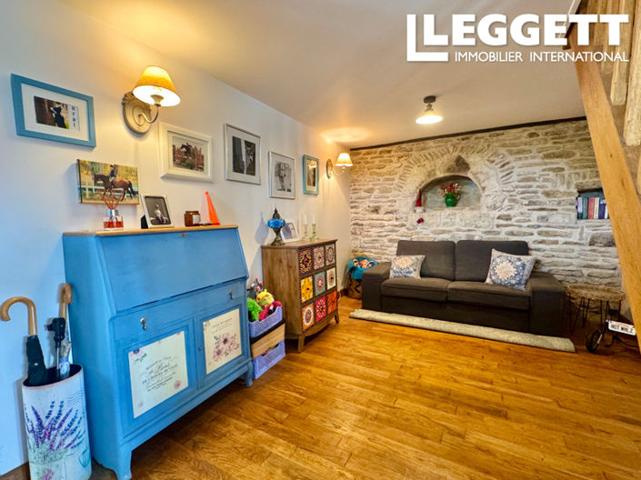 Image No.8-3 Bed House for sale