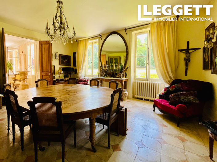 Image No.3-12 Bed Chateaux for sale