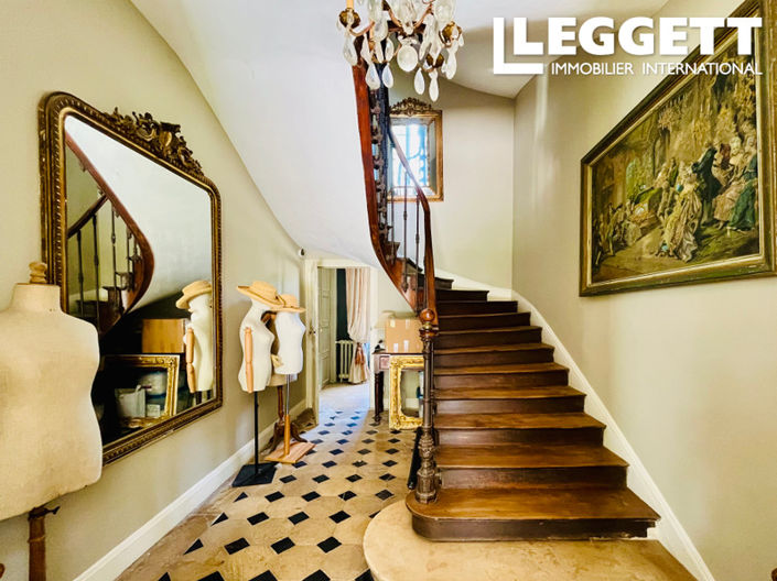 Image No.4-12 Bed Chateaux for sale