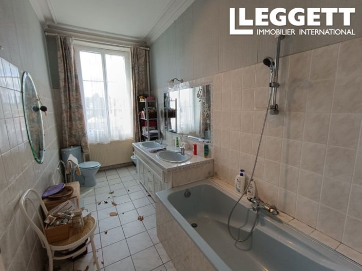 Image No.10-7 Bed House for sale