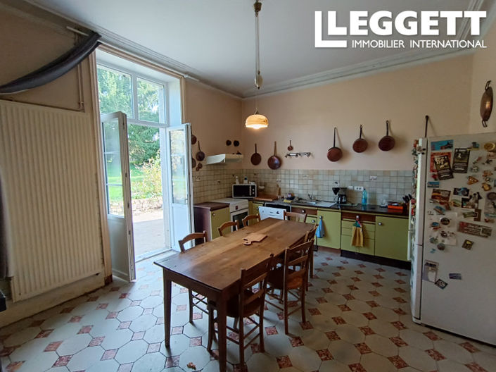 Image No.6-7 Bed House for sale