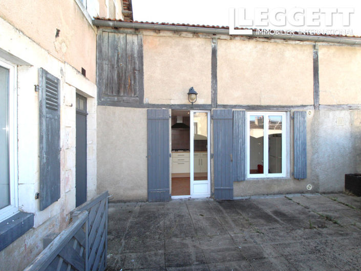 Image No.9-3 Bed House for sale