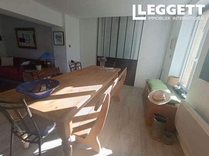 Image No.5-2 Bed House for sale