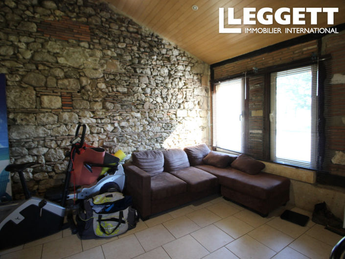 Image No.3-3 Bed House for sale